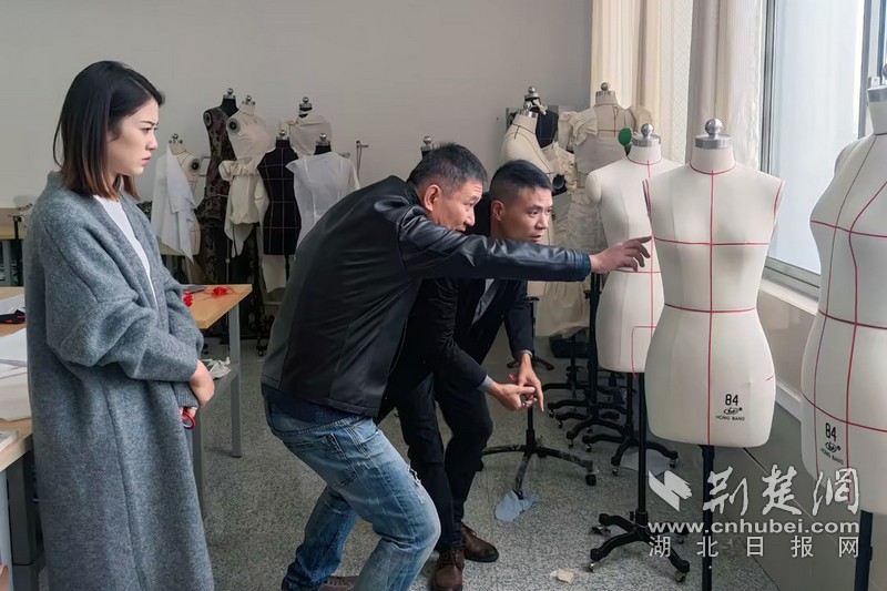 888电子集团登录